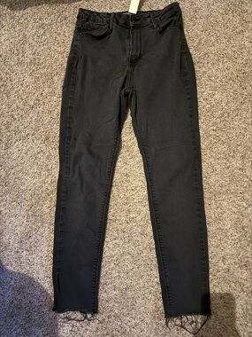 Just Black made in America Washed Black High-Rise straight Jeans with Frayed Hem